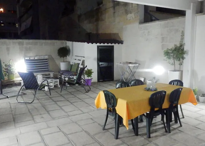 Casa Lauretta - Terrazza - Garage Wifi E Bici Gratuite