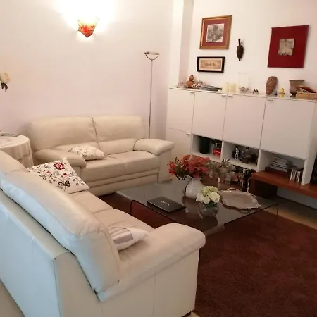 Holiday home Casa Lauretta - Terrazza - Garage Wifi E Bici Gratuite Lecce