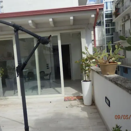 Casa Lauretta - Terrazza - Garage Wifi E Bici Gratuite * Lecce