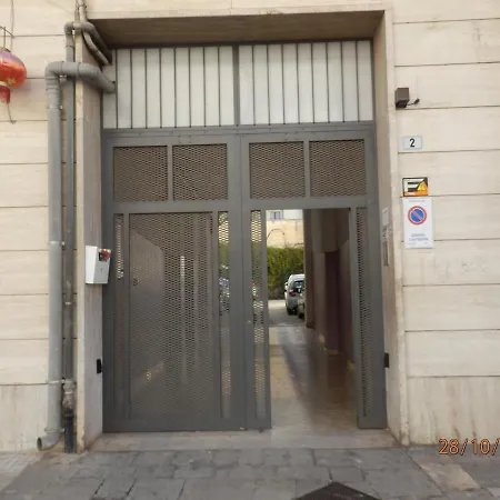 펜션 Casa Lauretta - Terrazza Con Idromassaggio - Garage Wifi E Bici Gratuite 레체