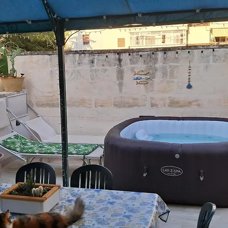 Casa Lauretta - Terrazza Con Idromassaggio - Garage Wifi E Bici Gratuite 펜션 *