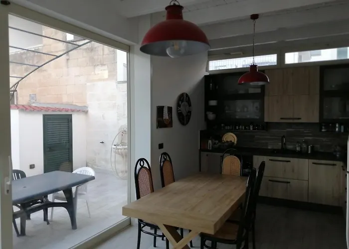 Casa Lauretta - Terrazza Con Idromassaggio - Garage Wifi E Bici Gratuite * Lecce